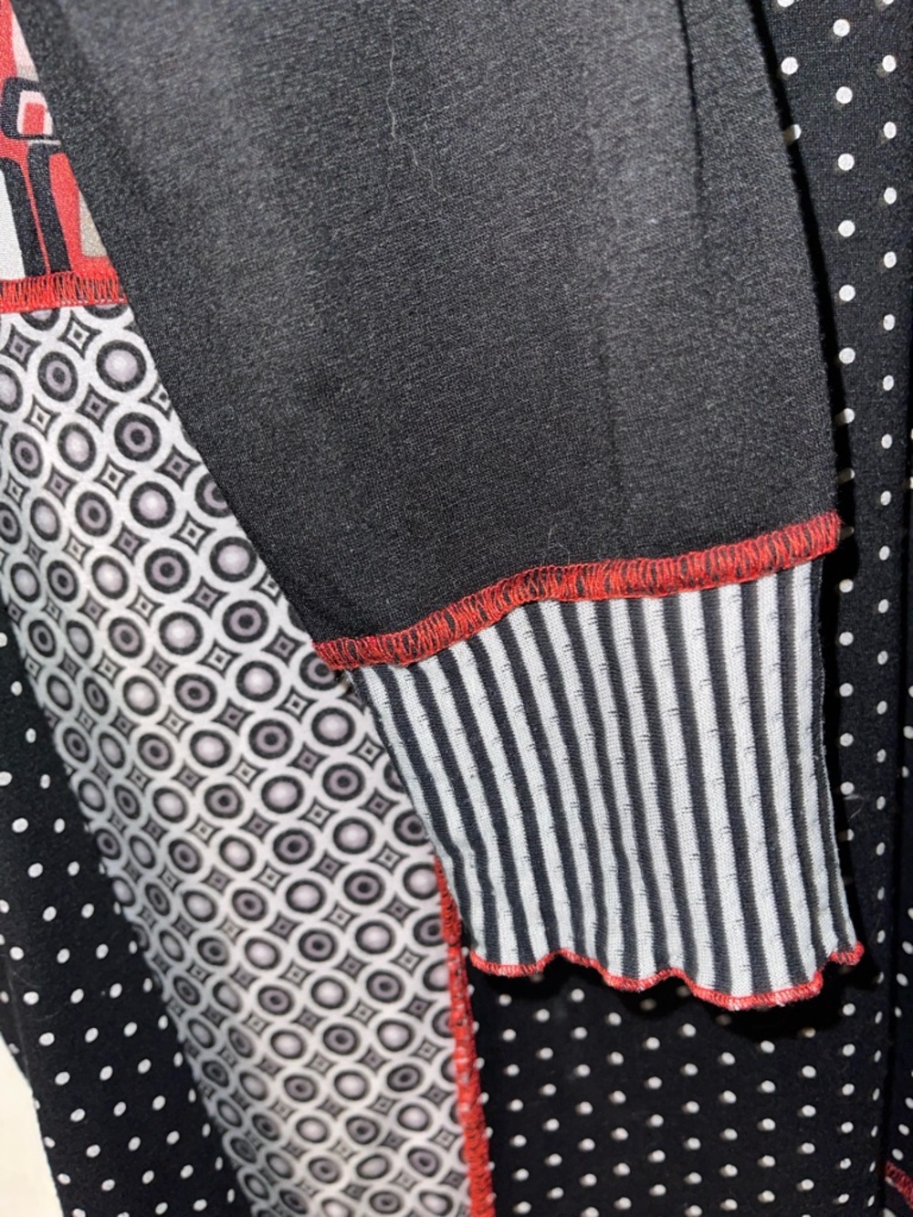 Mixed-Print Scoop Neck Long Sleeve Top - Black/White with Red Accents - Picture 3 of 7